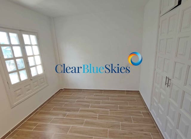 2 slaapkamer Appartement te koop in Playa de la Arena, Santiago del Teide met zwembad garage - € 260.000 (Ref: 9386520)