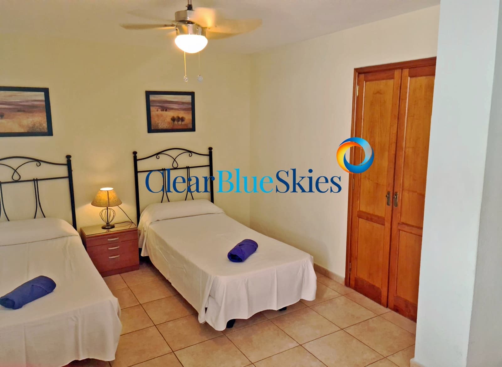 1 soveværelse Lejlighed til salg i Los Cristianos med swimmingpool garage - € 279.500 (Ref: 9395277)