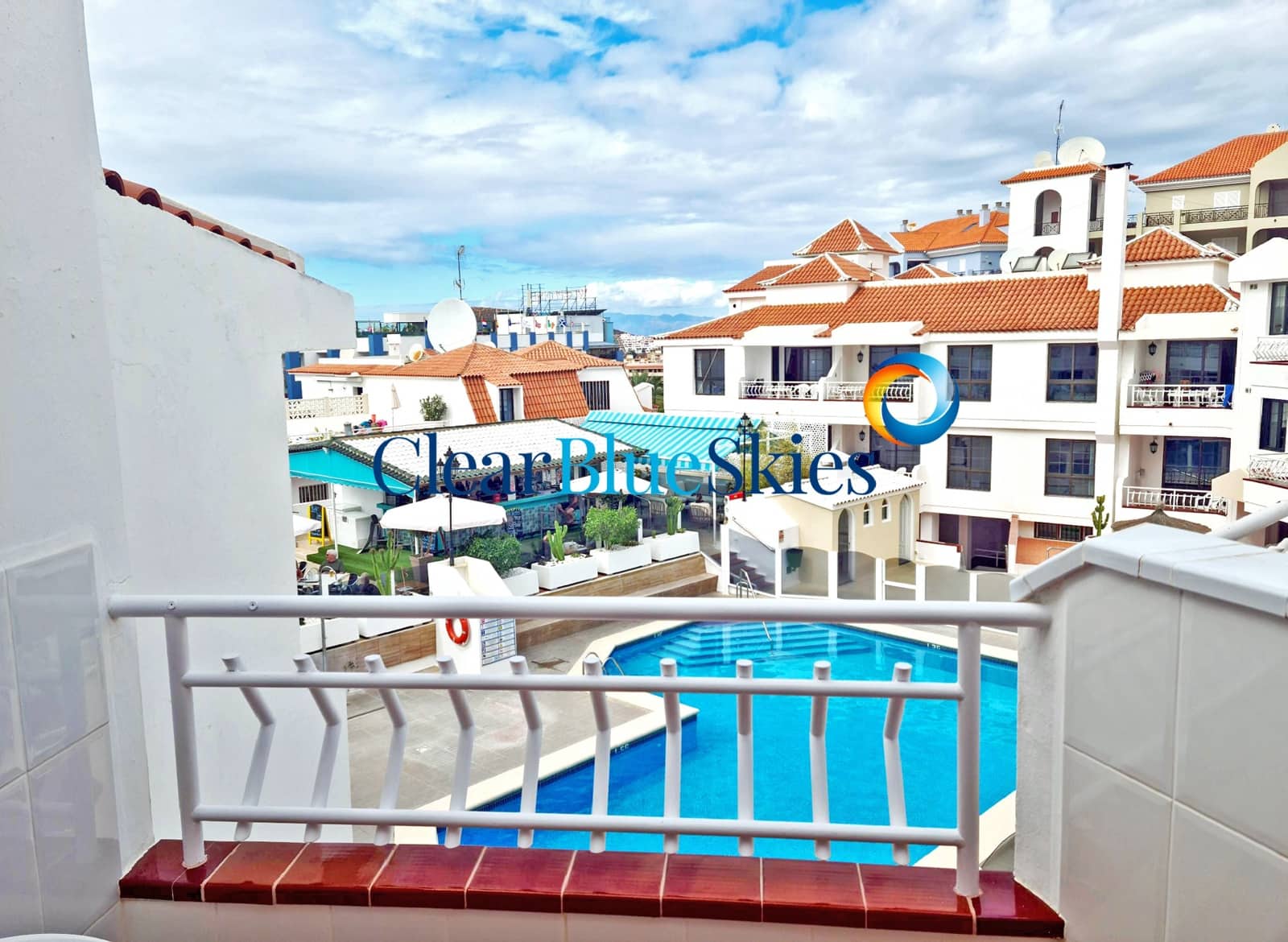 1 soveværelse Lejlighed til salg i Los Cristianos med swimmingpool garage - € 279.500 (Ref: 9395277)