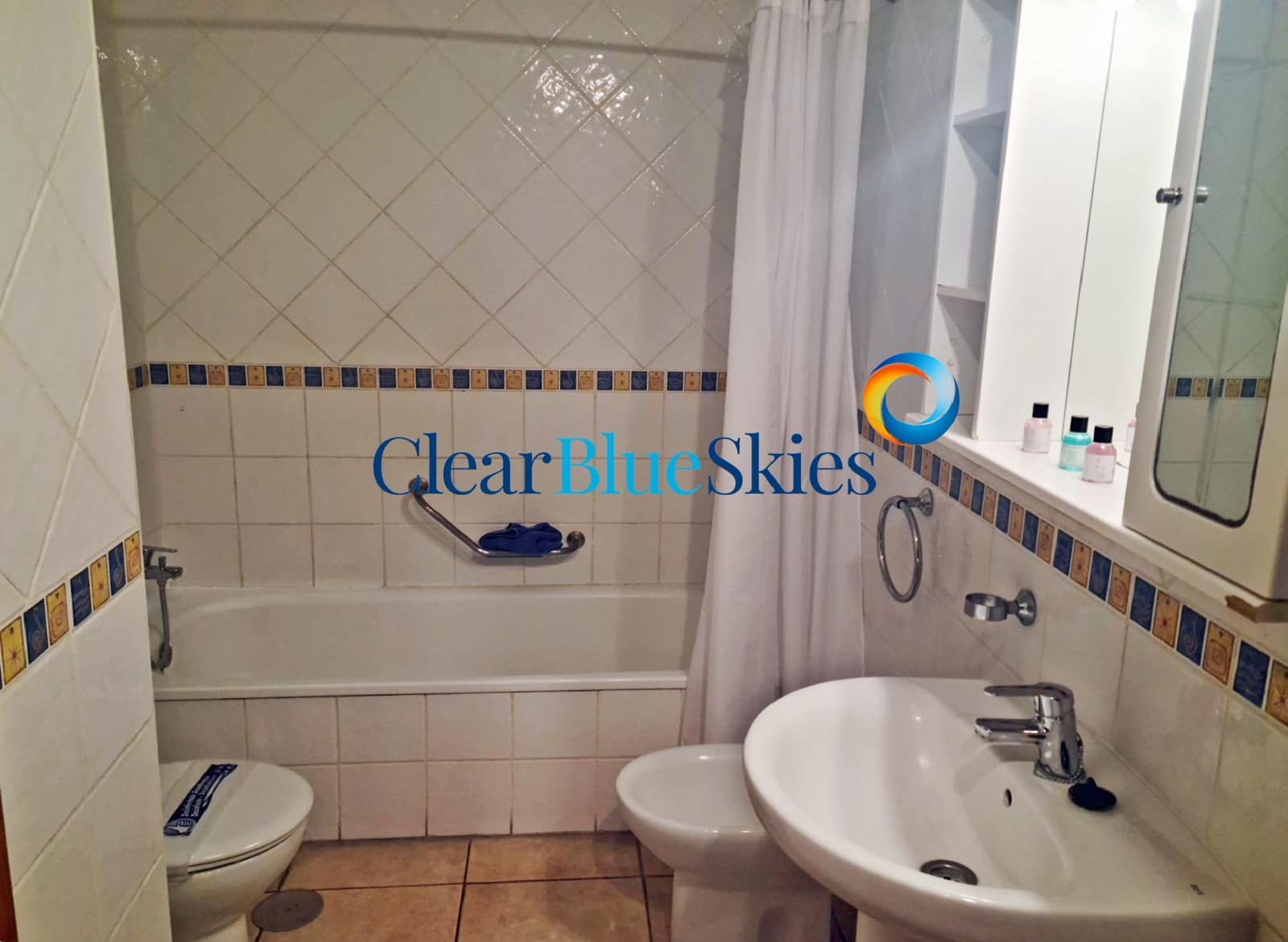 1 soveværelse Lejlighed til salg i Los Cristianos med swimmingpool garage - € 279.500 (Ref: 9395277)