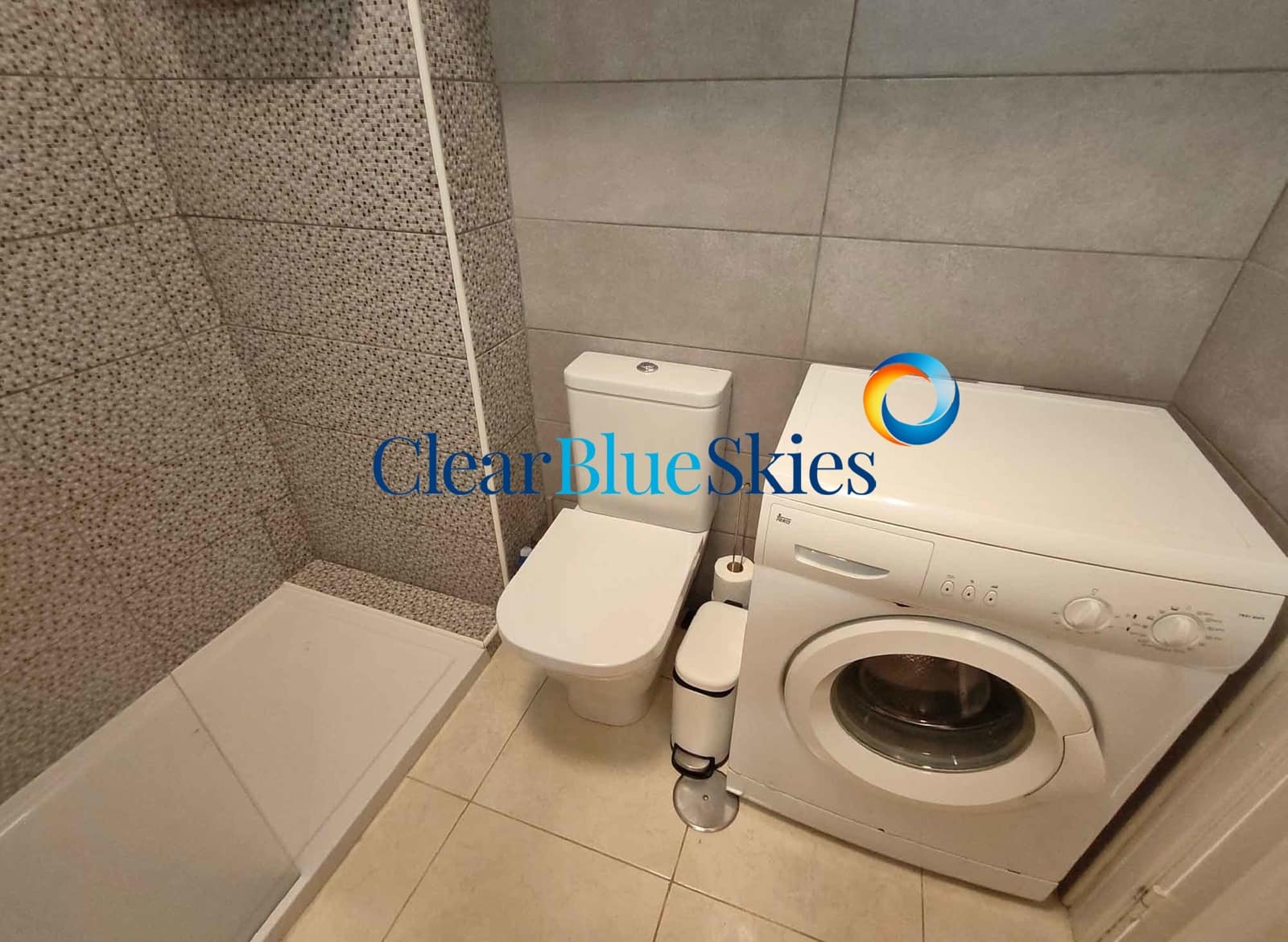 1 slaapkamer Appartement te koop in Playa Fanabe met zwembad garage - € 335.000 (Ref: 9400250)