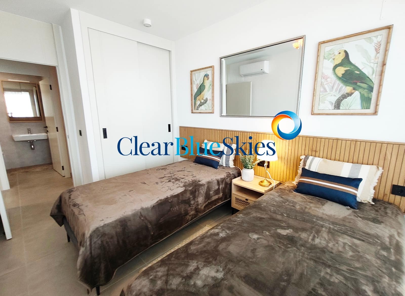 2 slaapkamer Appartement te koop in El Madronal met garage - € 840.000 (Ref: 9410062)