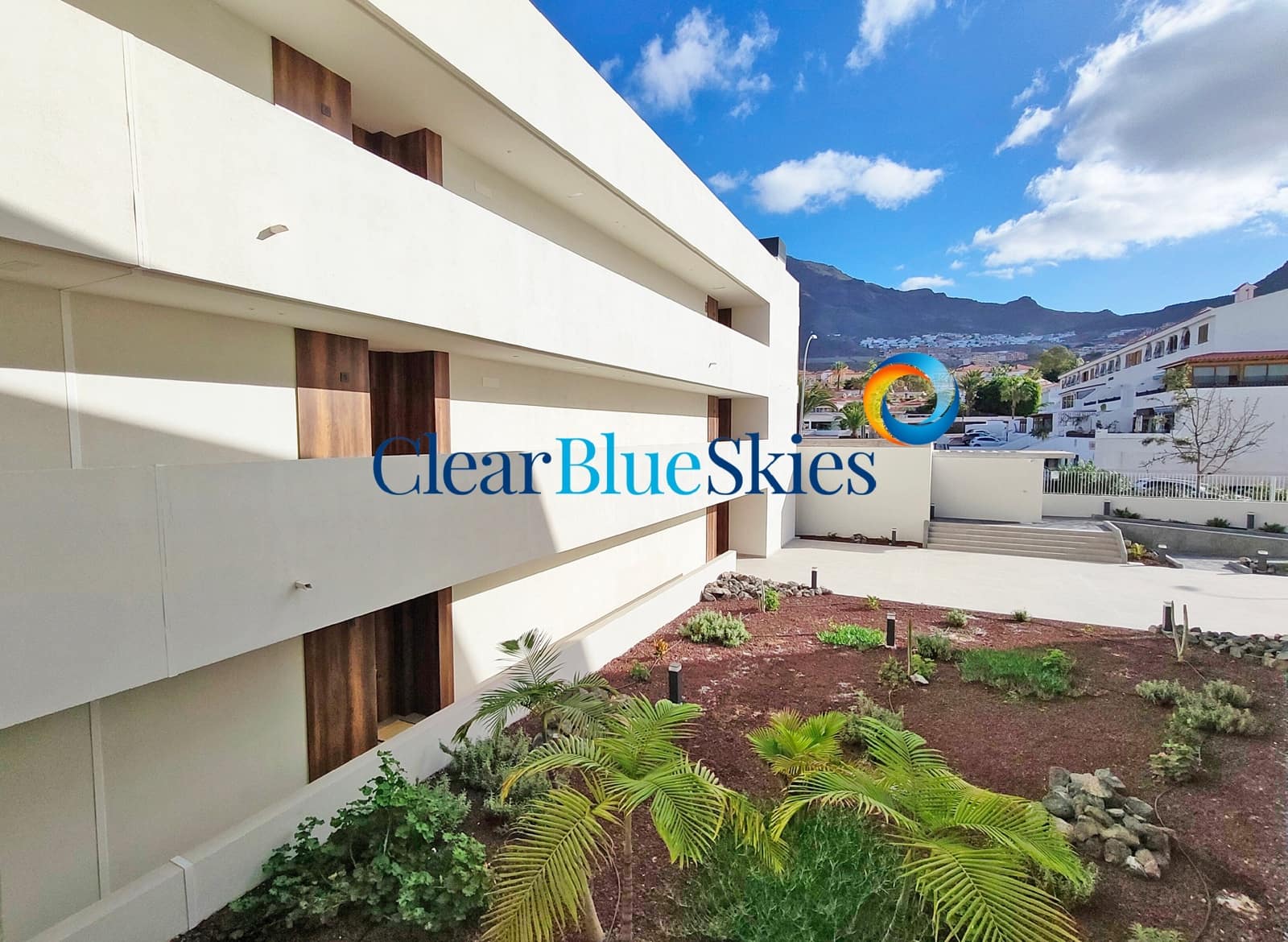 2 slaapkamer Appartement te koop in El Madronal met garage - € 840.000 (Ref: 9410062)