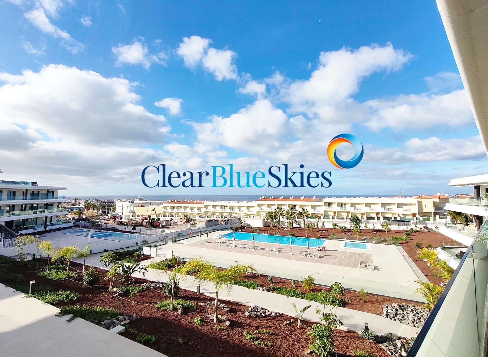 2 slaapkamer Appartement te koop in El Madronal met garage - € 840.000 (Ref: 9410062)