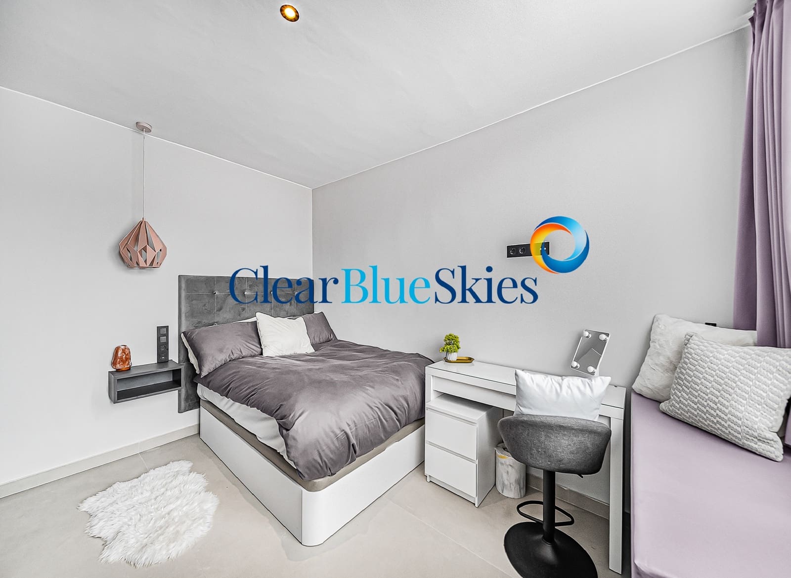 4 soveværelse Byhus til salg i Playa del Duque med garage - € 1.495.000 (Ref: 9417710)