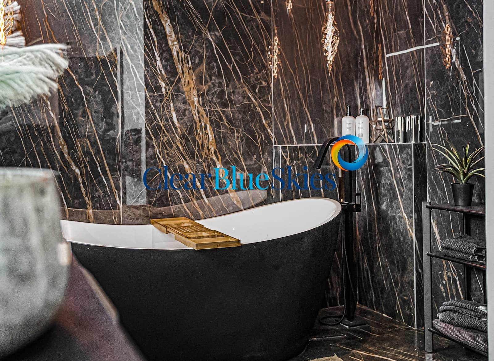 4 soveværelse Byhus til salg i Playa del Duque med garage - € 1.495.000 (Ref: 9417710)