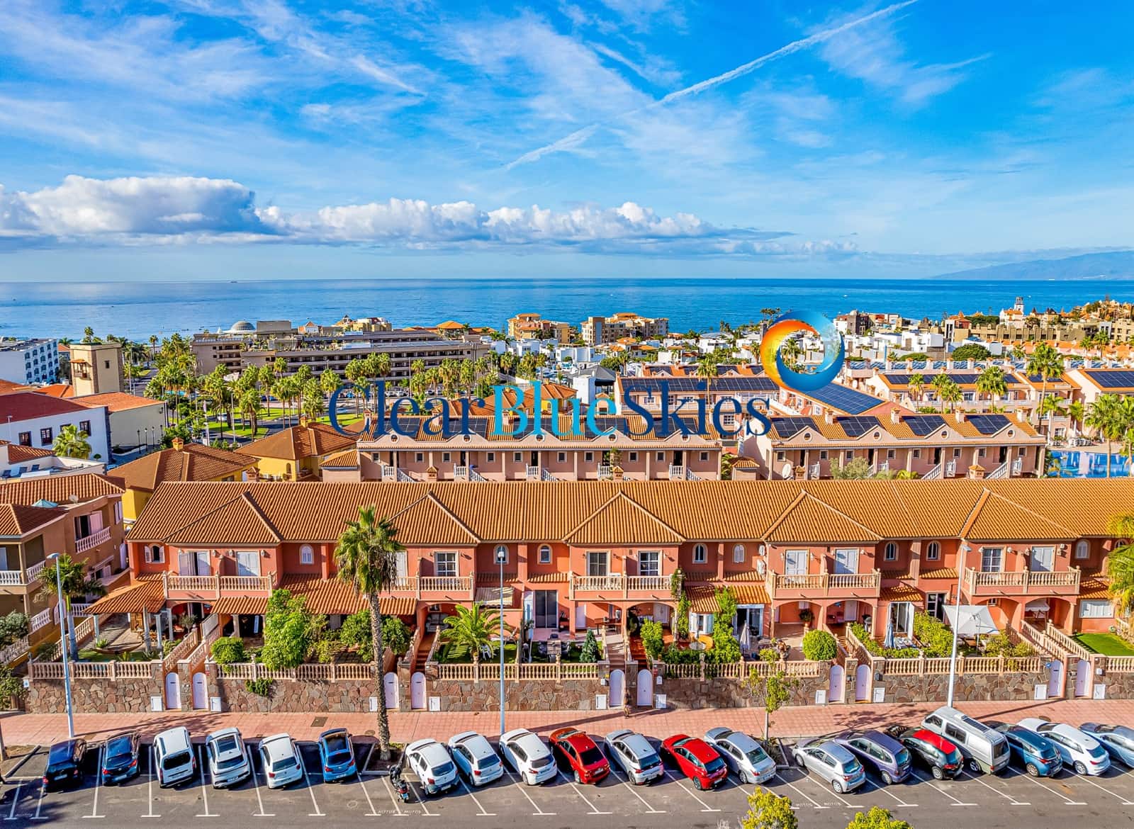 4 soveværelse Byhus til salg i Playa del Duque med garage - € 1.495.000 (Ref: 9417710)