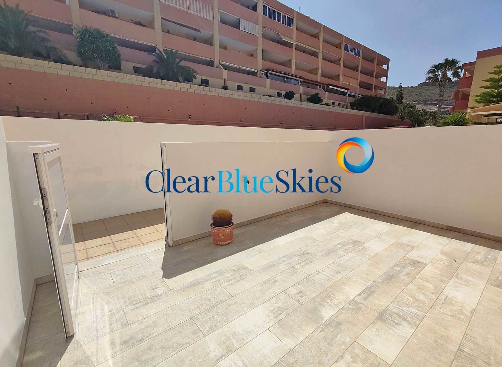 2 quarto Casa em Banda para venda em Torviscas com piscina garagem - 550 000 € (Ref: 9444694)