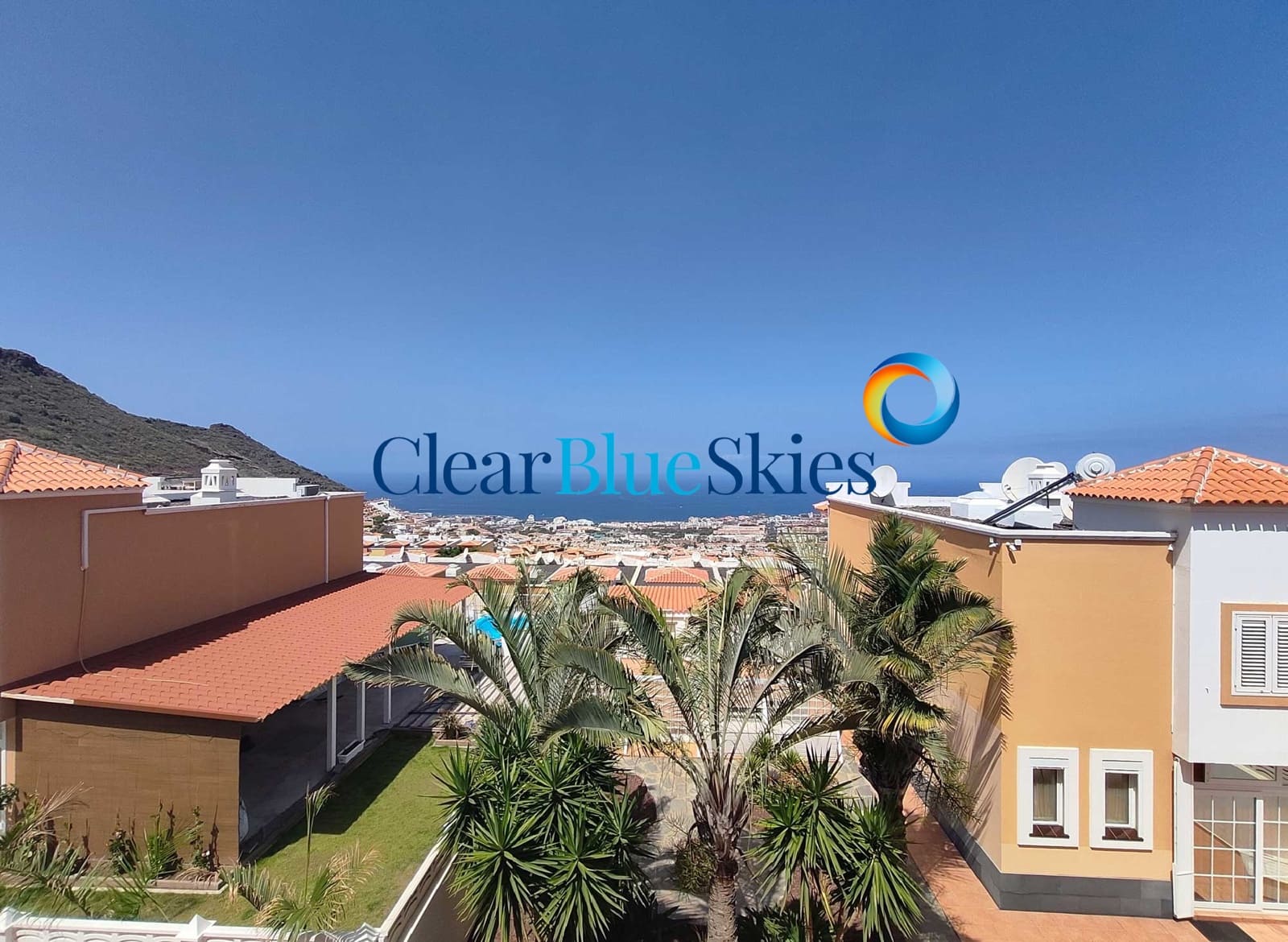 2 quarto Casa em Banda para venda em Torviscas com piscina garagem - 550 000 € (Ref: 9444694)