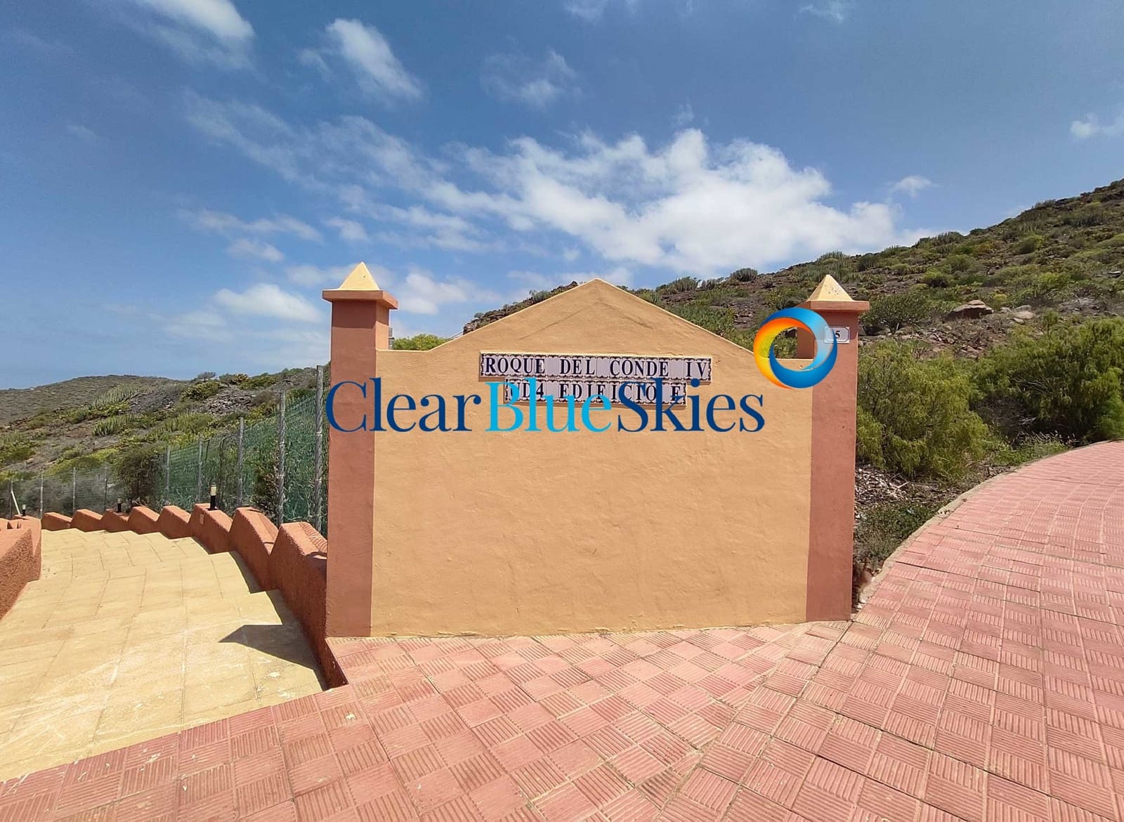 2 quarto Casa em Banda para venda em Torviscas com piscina garagem - 550 000 € (Ref: 9444694)