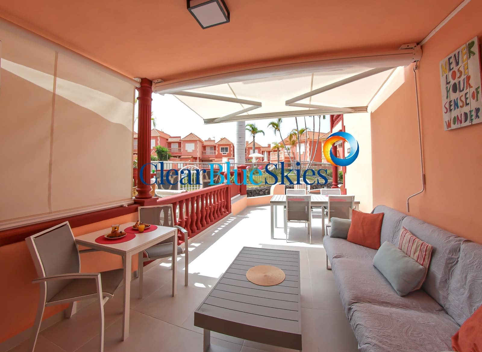 2 slaapkamer Appartement te koop in Playa del Duque met garage - € 590.000 (Ref: 9447417)