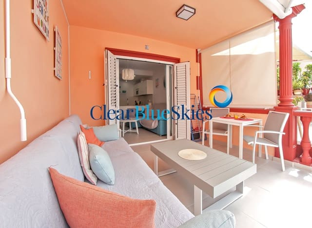 2 slaapkamer Appartement te koop in Playa del Duque, Adeje met garage - € 590.000 (Ref: 9447417)