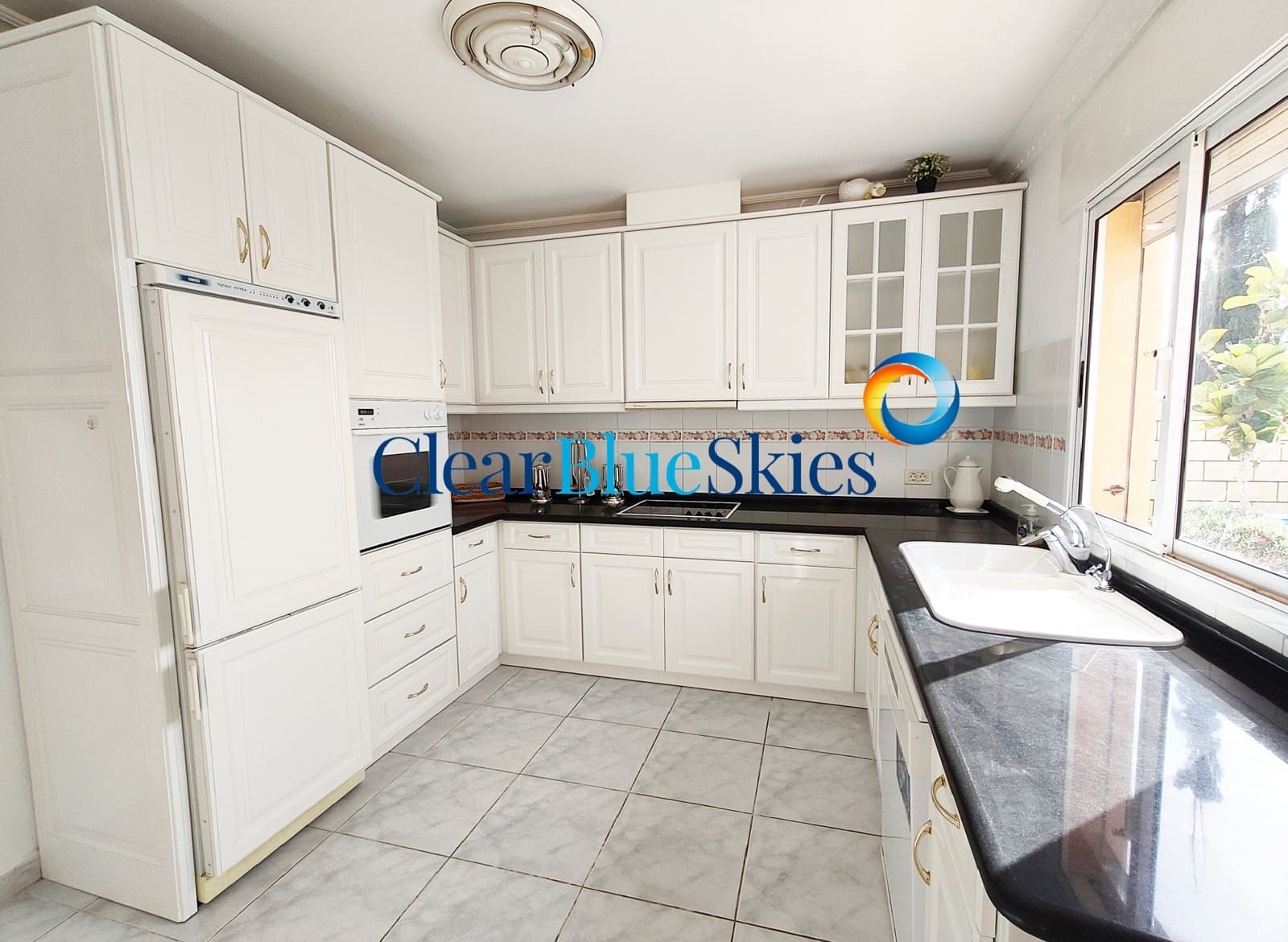 3 quarto Moradia para venda em Puerto Santiago com piscina garagem - 985 000 € (Ref: 9450495)