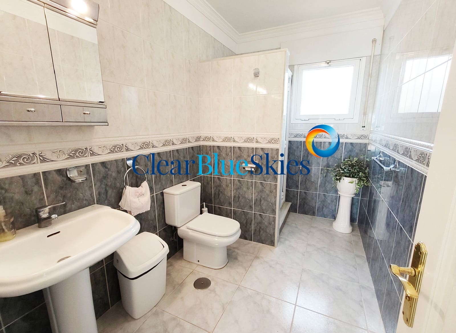 3 quarto Moradia para venda em Puerto Santiago com piscina garagem - 985 000 € (Ref: 9450495)