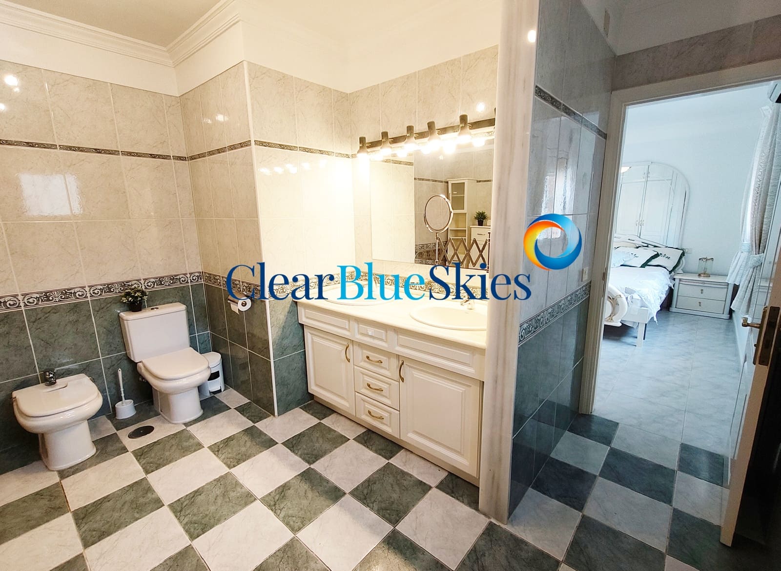 3 quarto Moradia para venda em Puerto Santiago com piscina garagem - 985 000 € (Ref: 9450495)