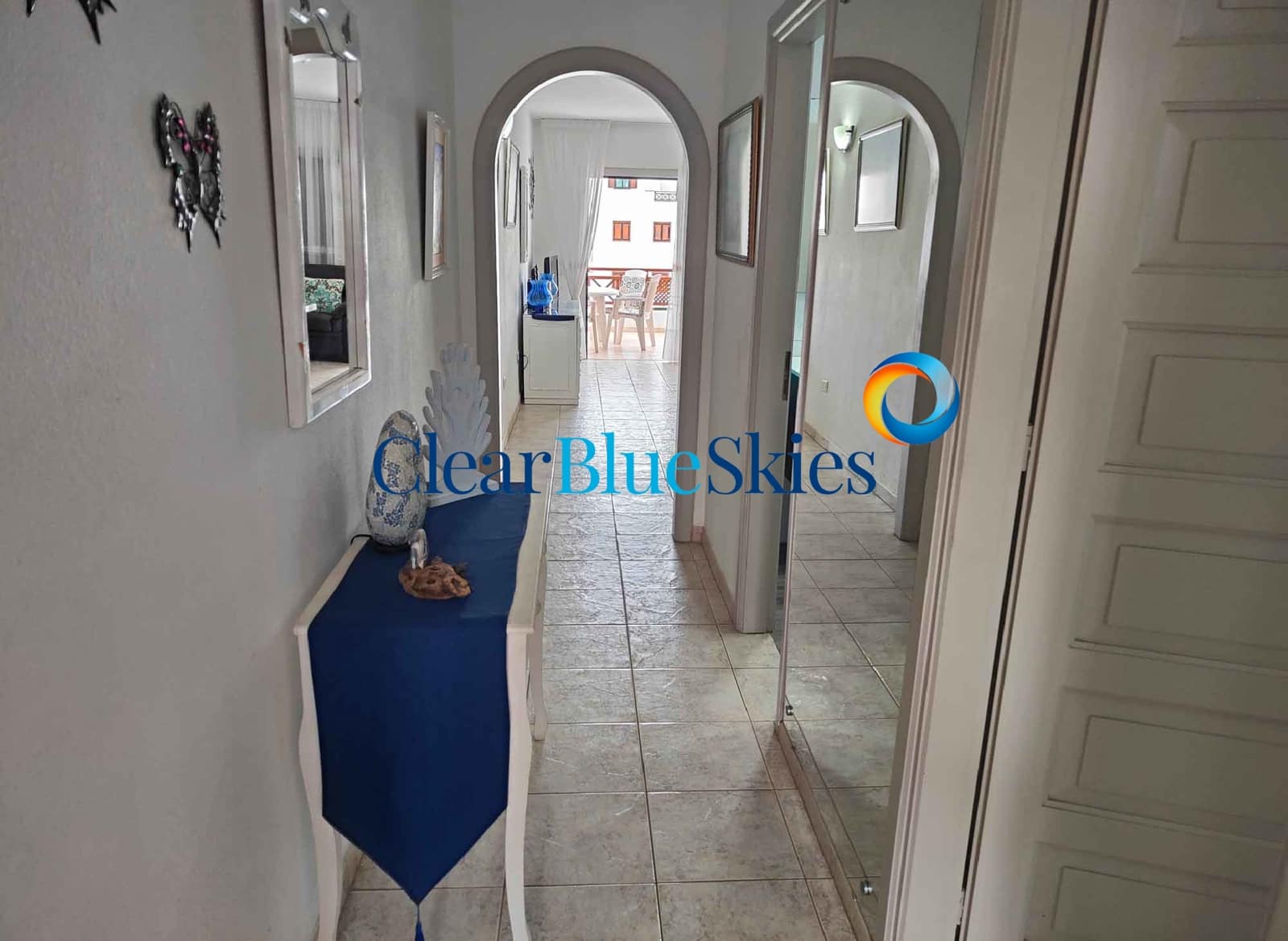 1 Zimmer Apartment zu verkaufen in Los Cristianos mit Pool Garage - 290.000 € (Ref: 9467843)