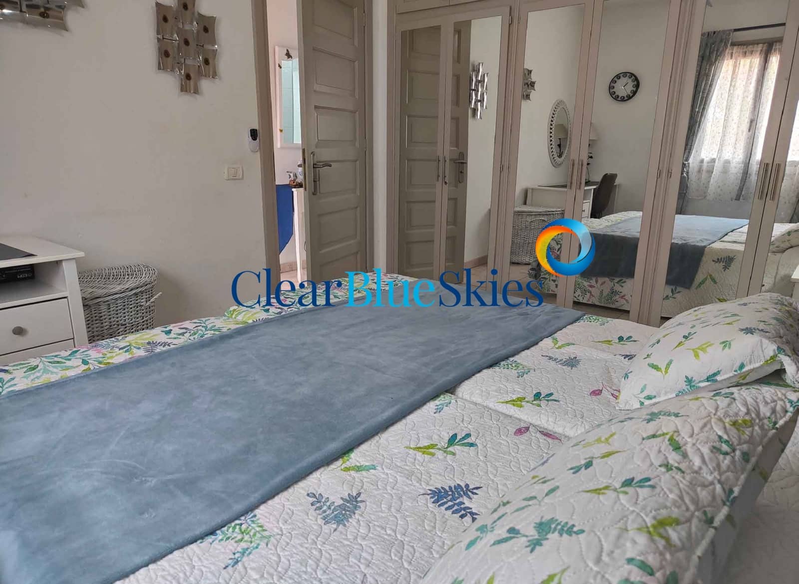 1 Zimmer Apartment zu verkaufen in Los Cristianos mit Pool Garage - 290.000 € (Ref: 9467843)