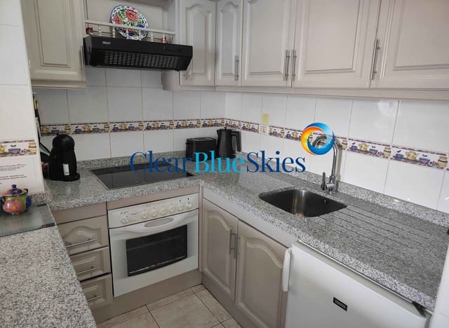 1 chambre Appartement à vendre à Los Cristianos, Arona avec piscine garage - 290 000 € (Ref: 9467843)