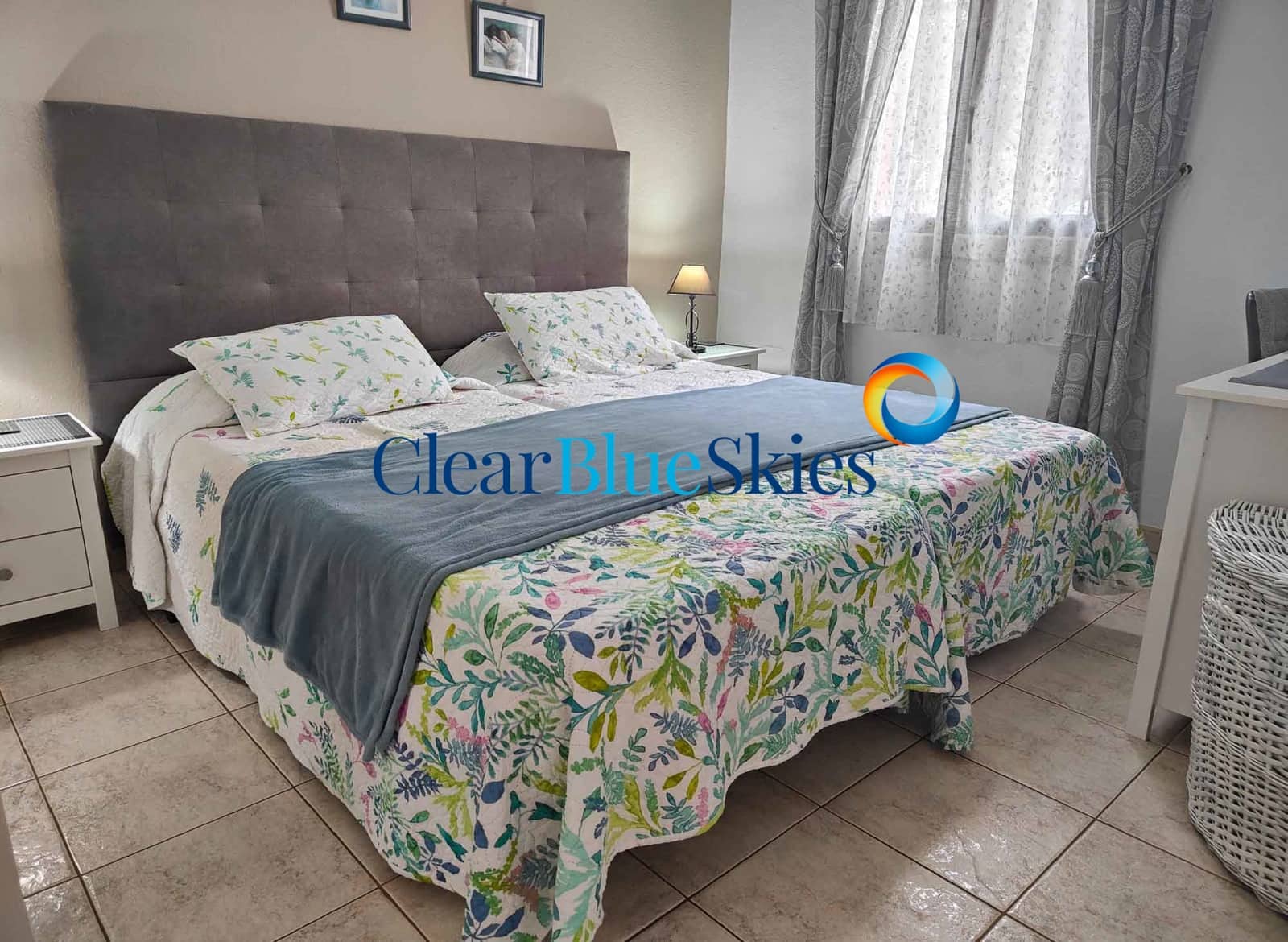 1 Zimmer Apartment zu verkaufen in Los Cristianos mit Pool Garage - 290.000 € (Ref: 9467843)