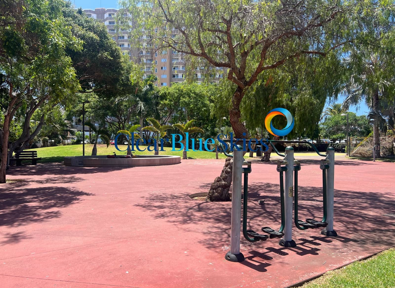 1 Zimmer Apartment zu verkaufen in Los Cristianos mit Pool Garage - 290.000 € (Ref: 9467843)