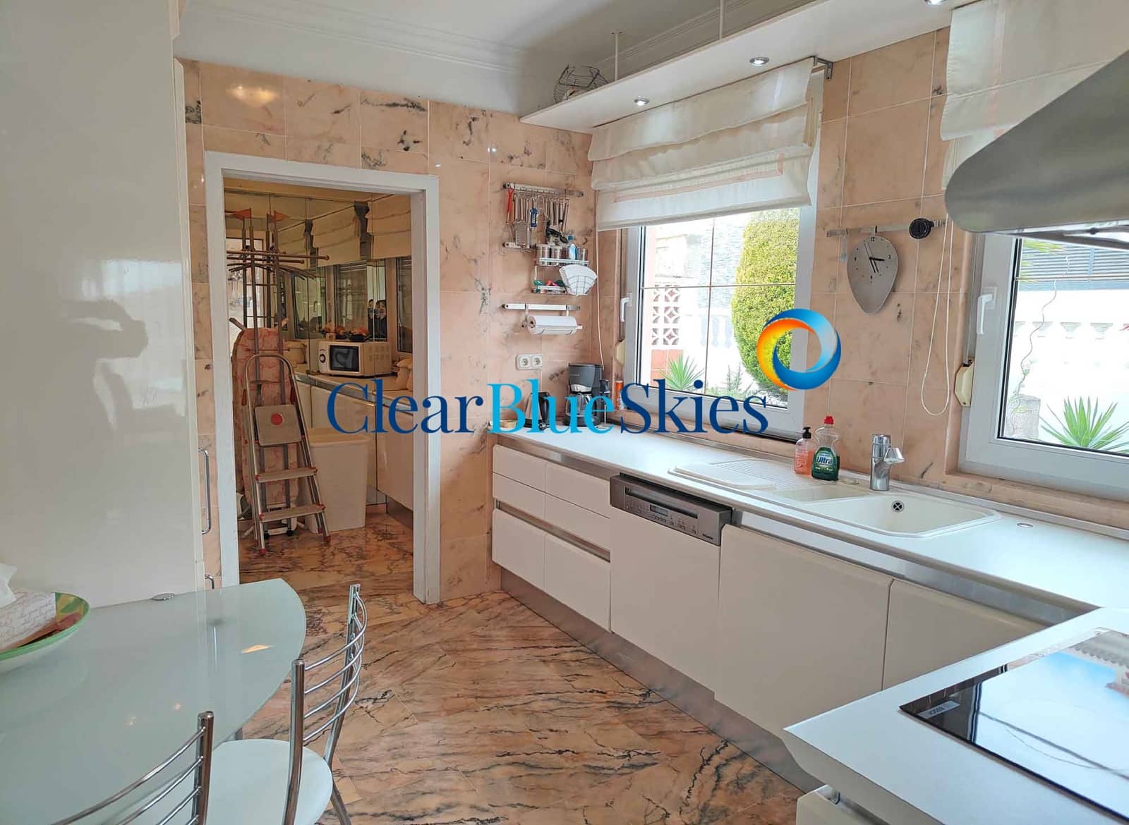 3 Zimmer Villa zu verkaufen in Chayofa mit Pool Garage - 990.000 € (Ref: 9467844)