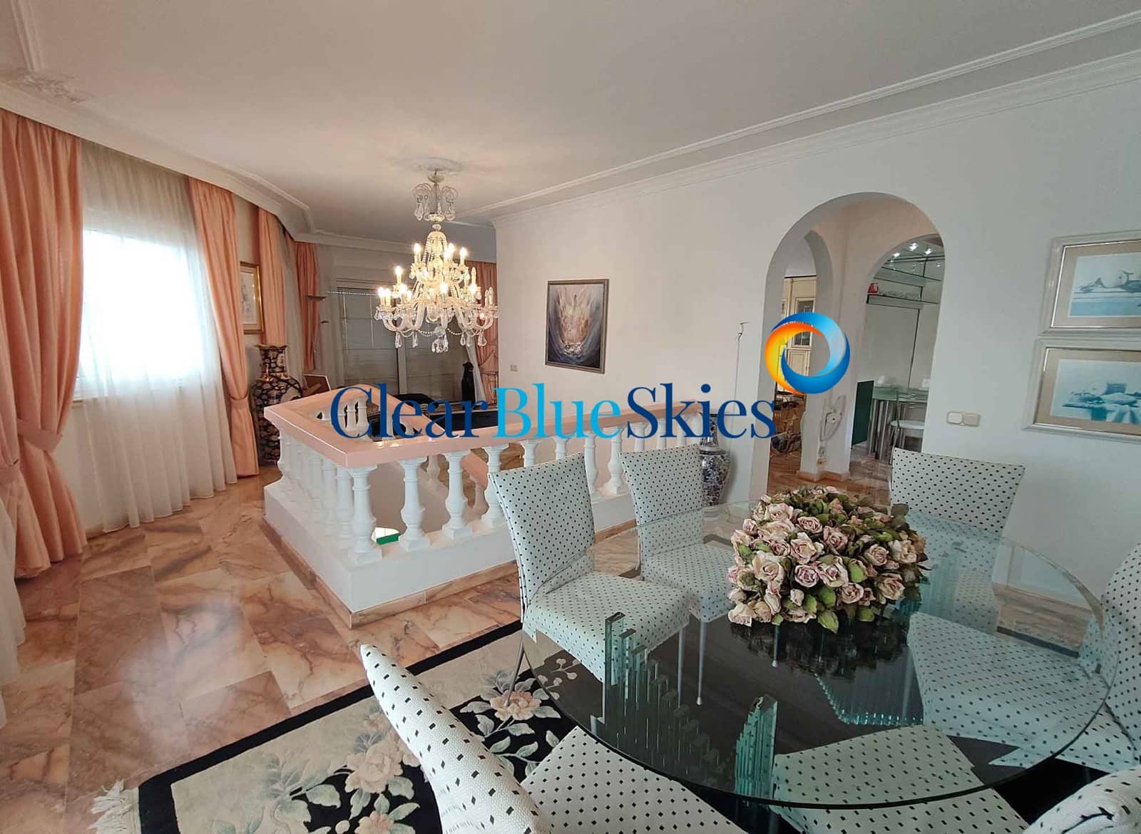 3 Zimmer Villa zu verkaufen in Chayofa mit Pool Garage - 990.000 € (Ref: 9467844)