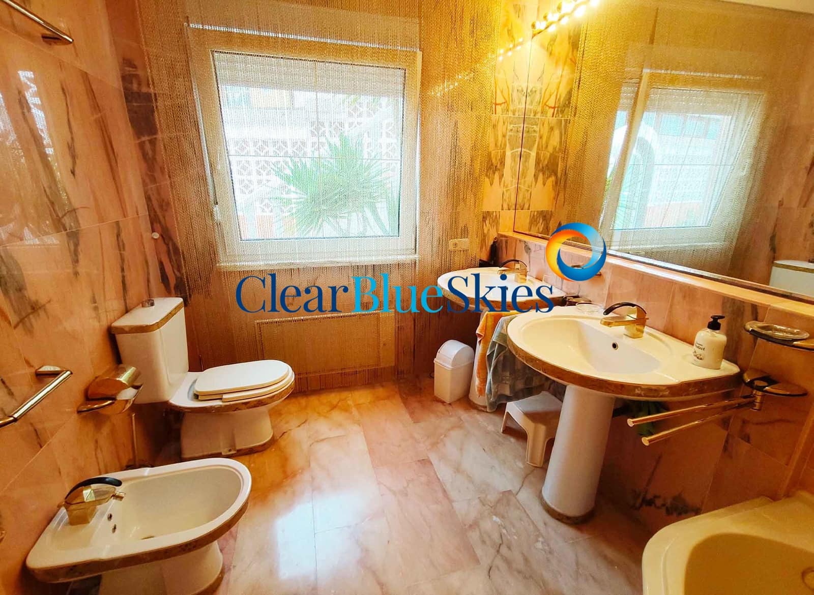 3 Zimmer Villa zu verkaufen in Chayofa mit Pool Garage - 990.000 € (Ref: 9467844)