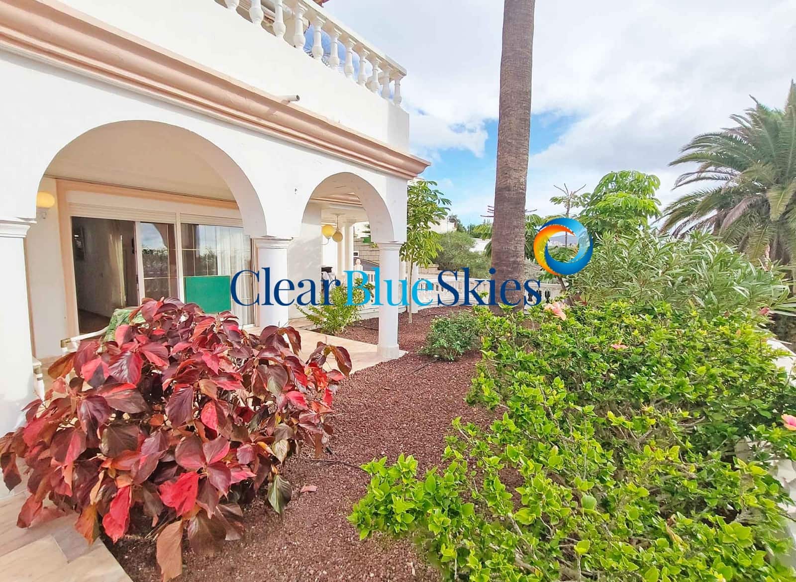 3 Zimmer Villa zu verkaufen in Chayofa mit Pool Garage - 990.000 € (Ref: 9467844)