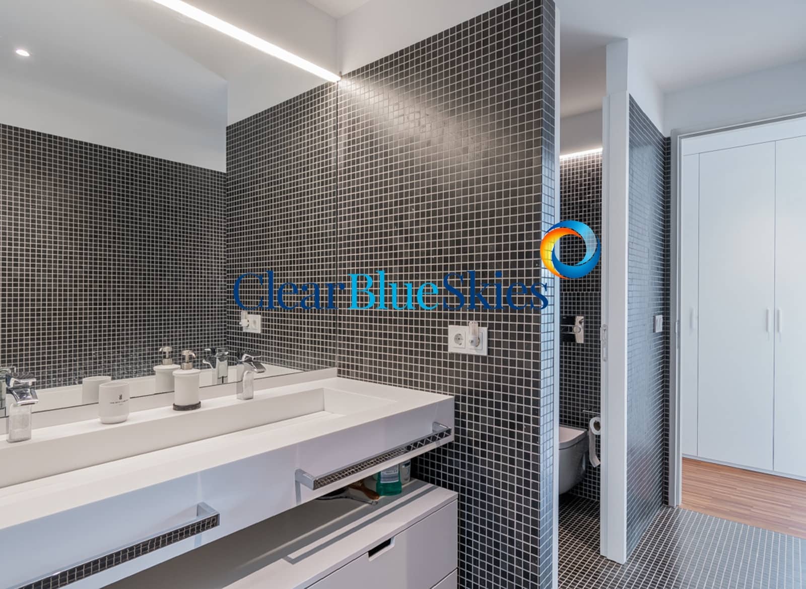 3 quarto Moradia para venda em Playa San Juan com piscina garagem - 2 200 000 € (Ref: 9471802)