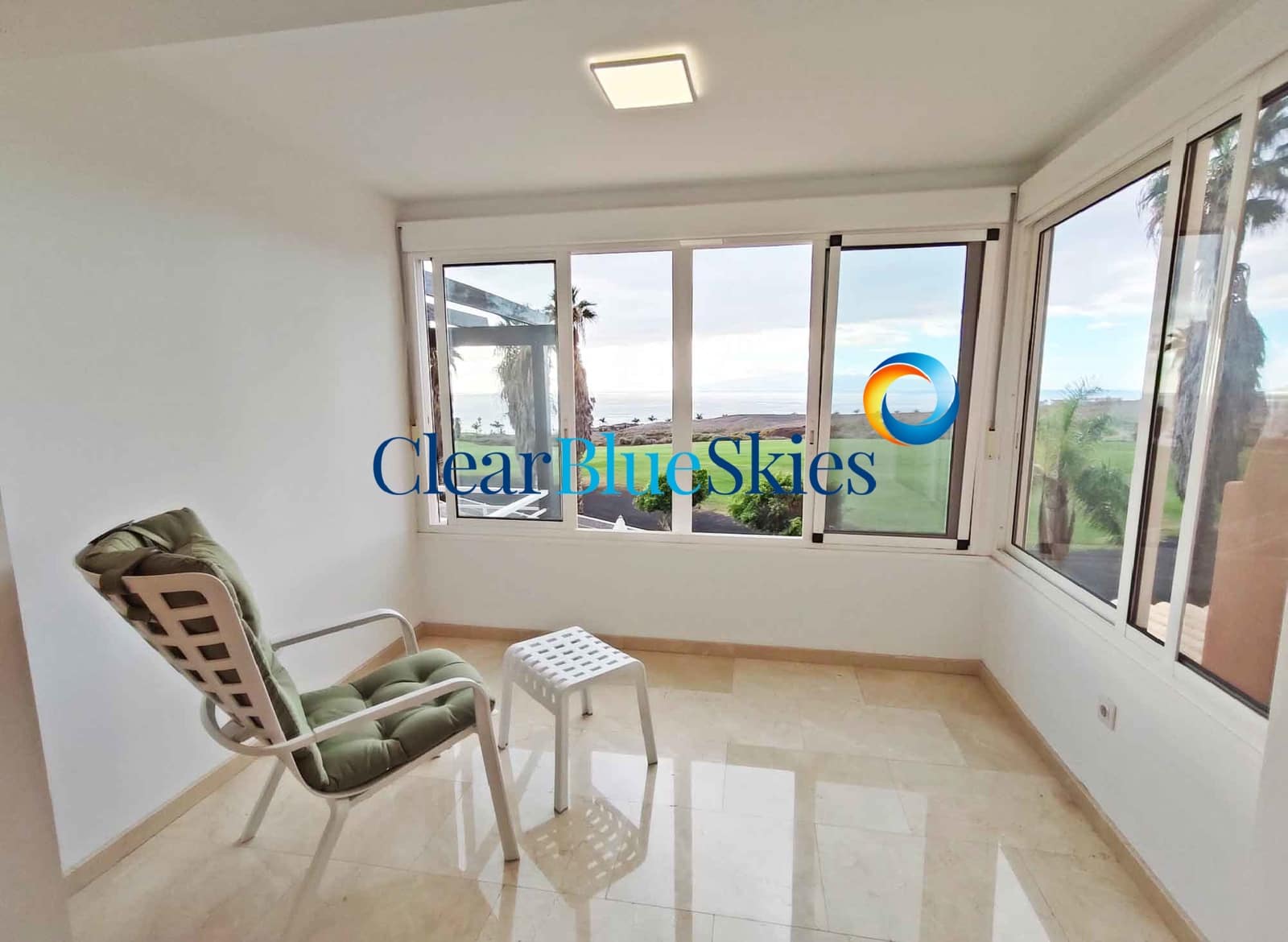 2 bedroom Townhouse for sale in Adeje with pool garage - € 595,000 (Ref: 9482388)