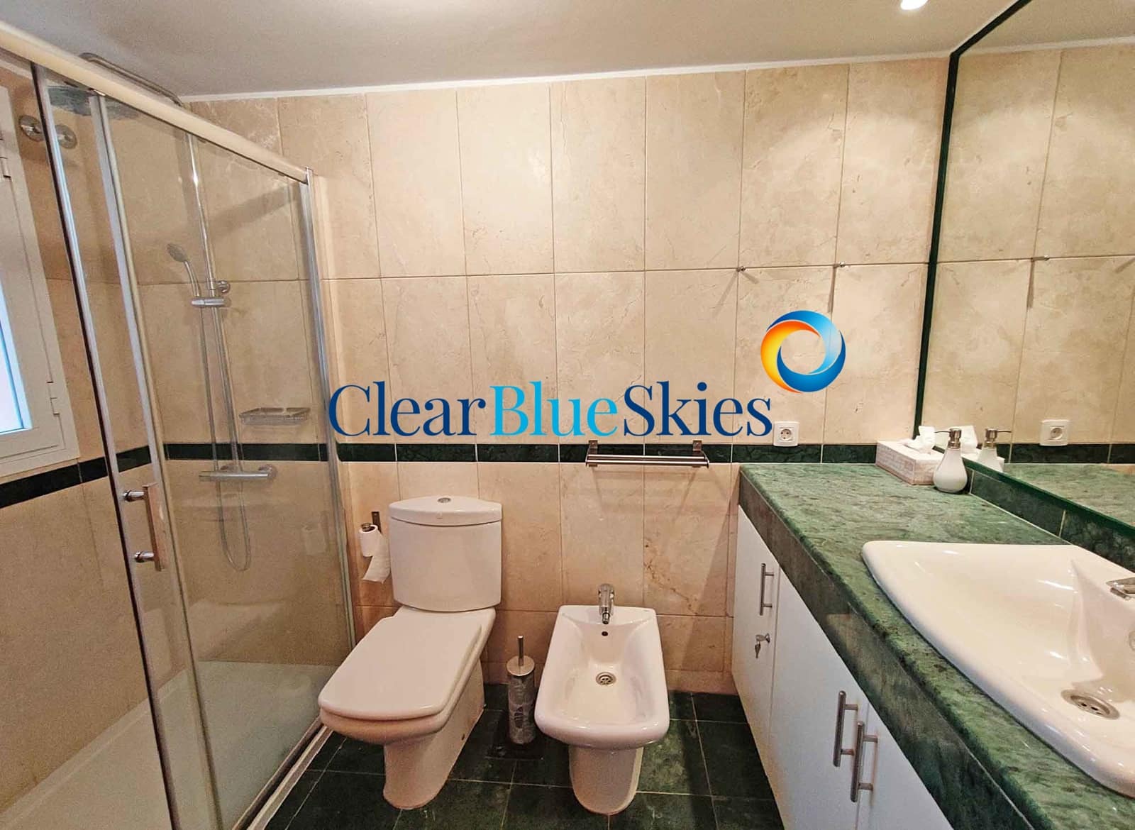 2 bedroom Townhouse for sale in Adeje with pool garage - € 595,000 (Ref: 9482388)