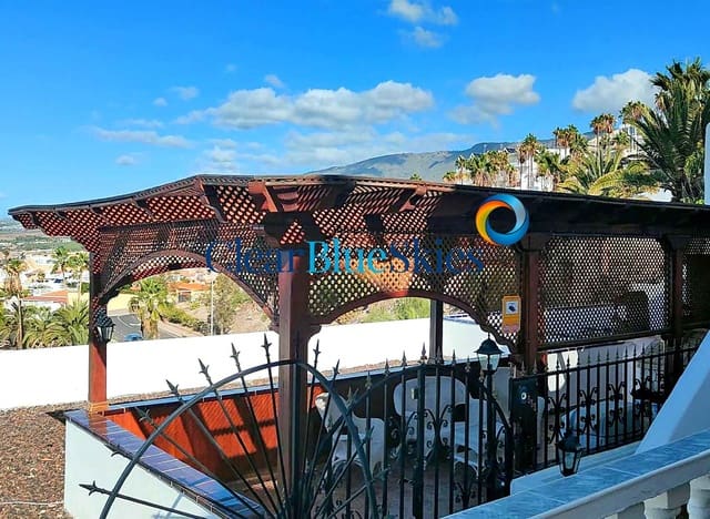 4 slaapkamer Huis te koop in San Eugenio Alto, Adeje met garage - € 540.000 (Ref: 9483207)