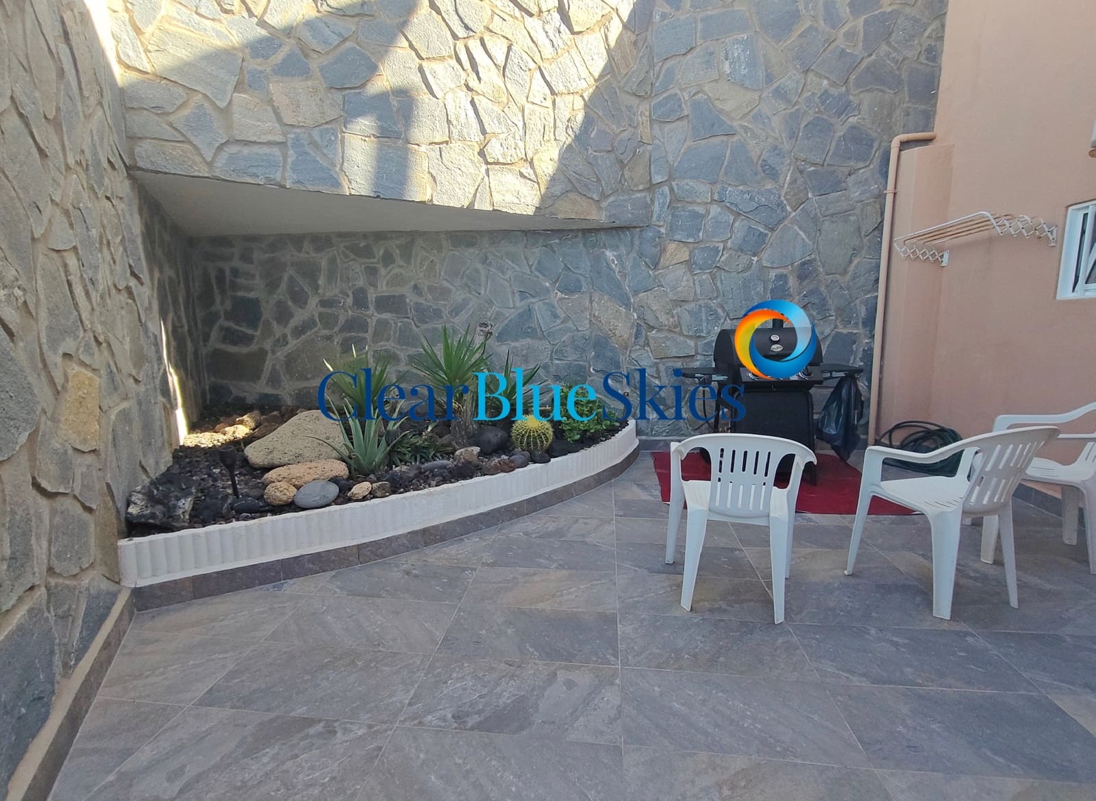 4 slaapkamer Huis te koop in Costa Adeje met garage - € 540.000 (Ref: 9483207)