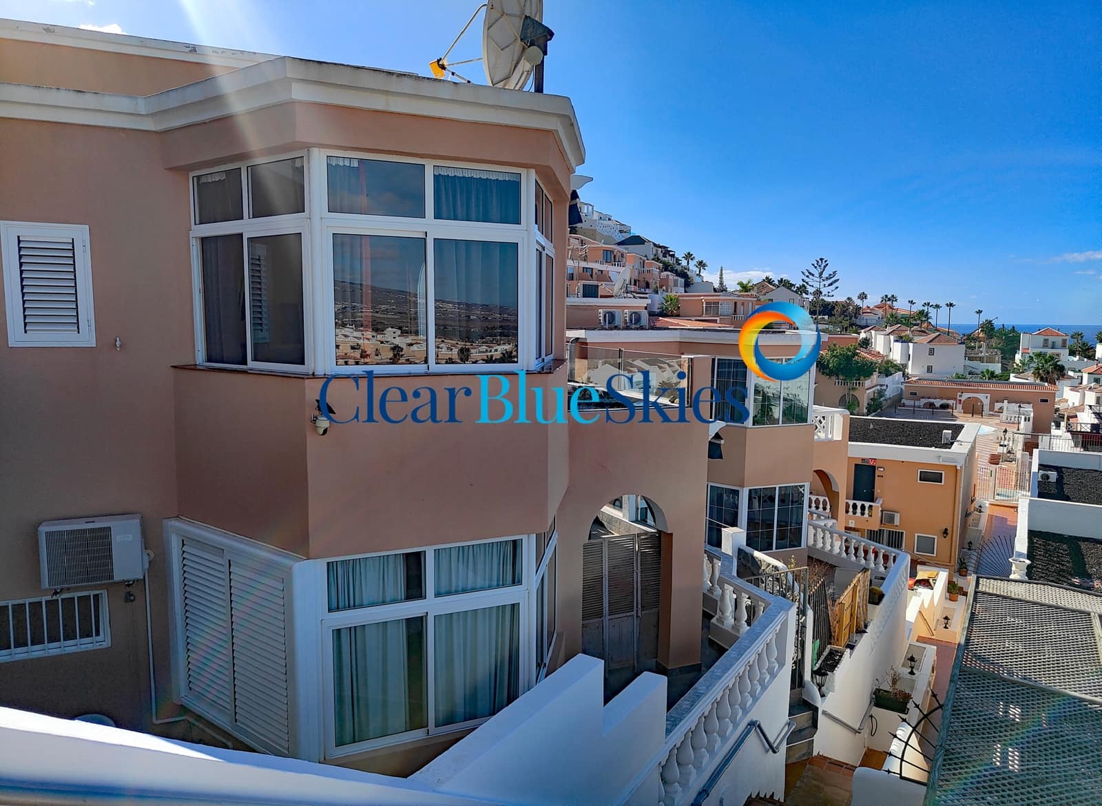 4 slaapkamer Huis te koop in Costa Adeje met garage - € 540.000 (Ref: 9483207)
