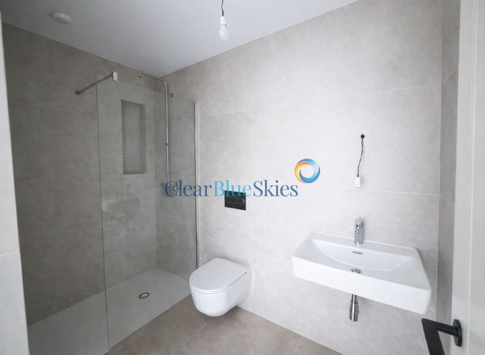 2 slaapkamer Appartement te koop in El Madronal met garage - € 670.000 (Ref: 9496548)