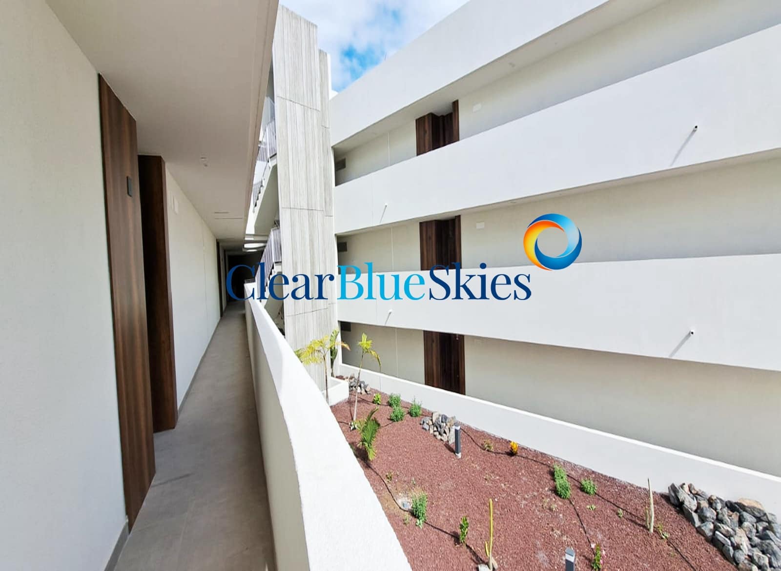 2 slaapkamer Appartement te koop in El Madronal met garage - € 670.000 (Ref: 9496548)