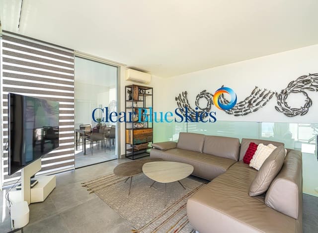 Chalet de 4 habitaciones en Callao Salvaje, Adeje en venta con piscina garaje - 1.520.000 € (Ref: 9496549)