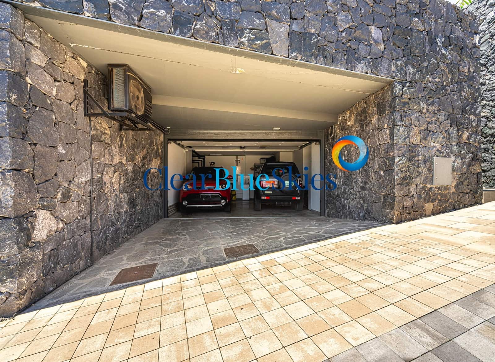 Chalet de 4 habitaciones en Callao Salvaje en venta con piscina garaje - 1.520.000 € (Ref: 9496549)