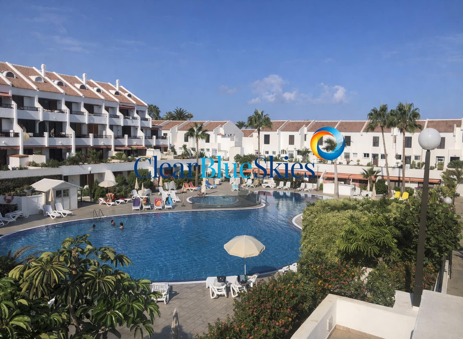 3 soveværelse Villa til salg i Playa de las Americas med garage - € 935.000 (Ref: 9511359)