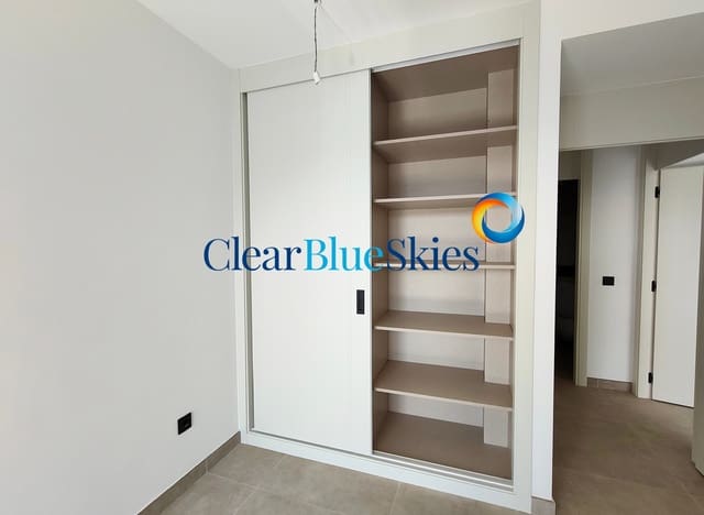 2 makuuhuone Kattohuoneisto myytävänä paikassa El Madroñal, Adeje mukana uima-altaan 
autotalli - 750 000 € (Ref: 9519329)