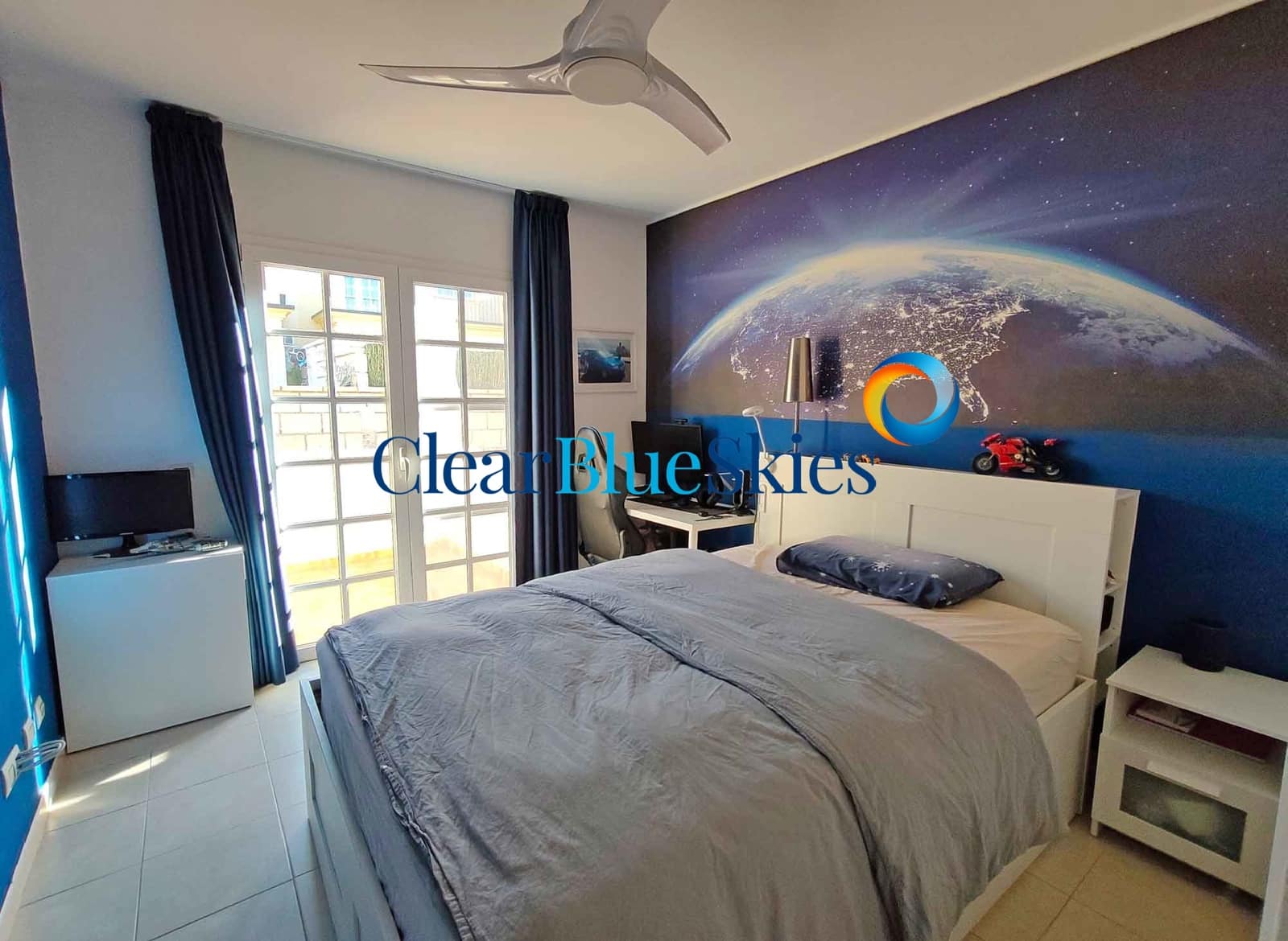 3 sovrum Hus till salu i El Madronal med garage - 899 000 € (Ref: 9525738)