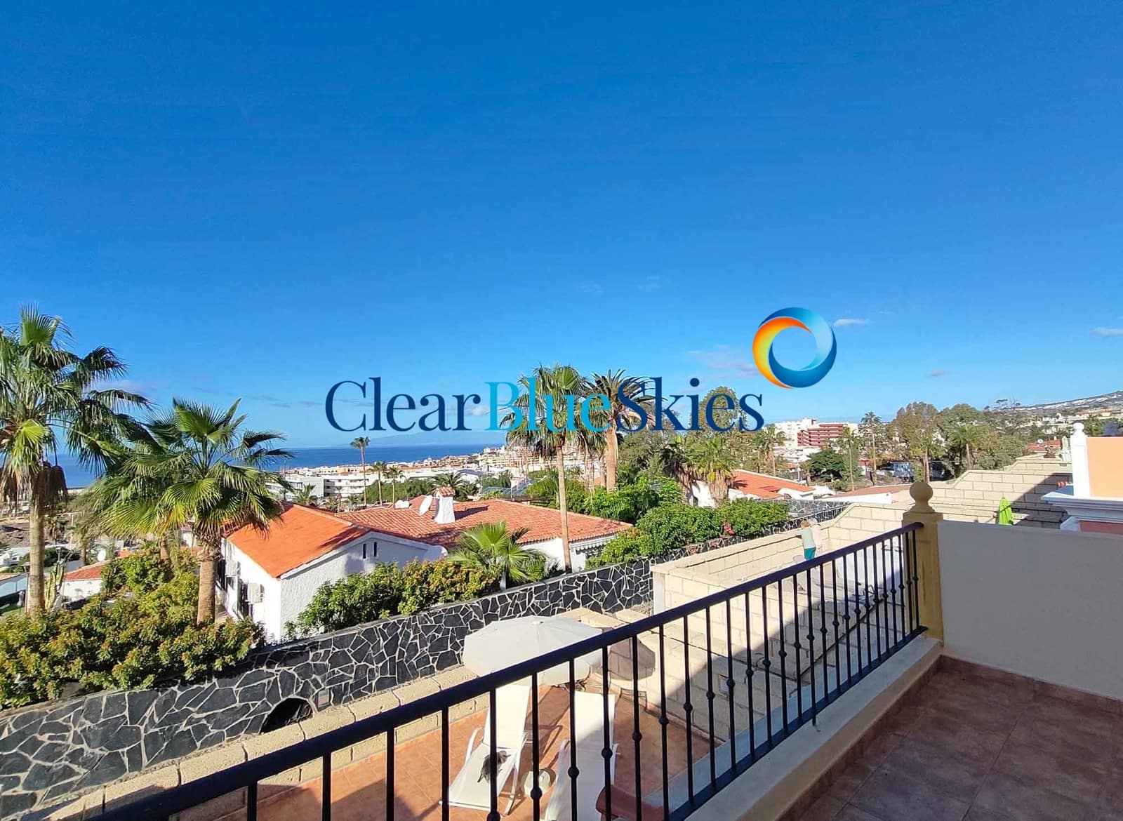 3 sovrum Hus till salu i El Madronal med garage - 899 000 € (Ref: 9525738)