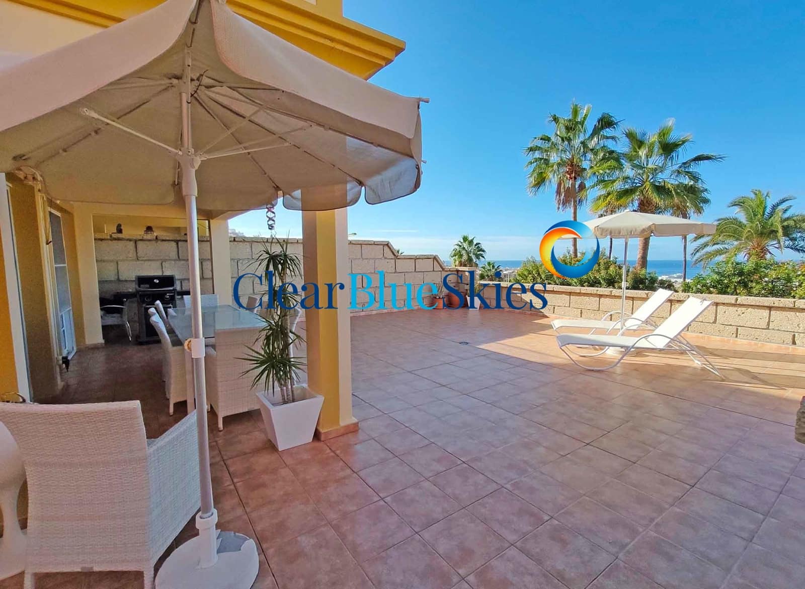 3 sovrum Hus till salu i El Madronal med garage - 899 000 € (Ref: 9525738)