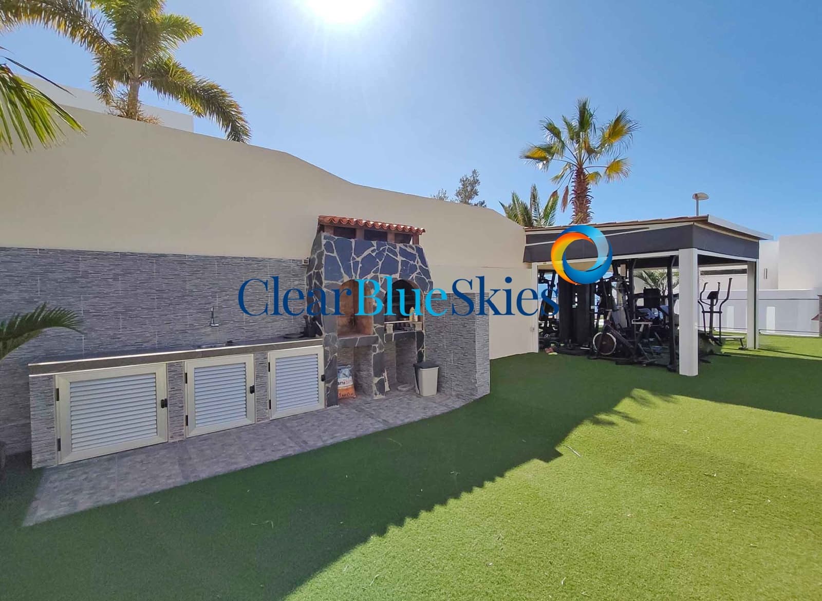 3 bedroom Villa for sale in Torviscas with garage - € 1,140,000 (Ref: 9525860)