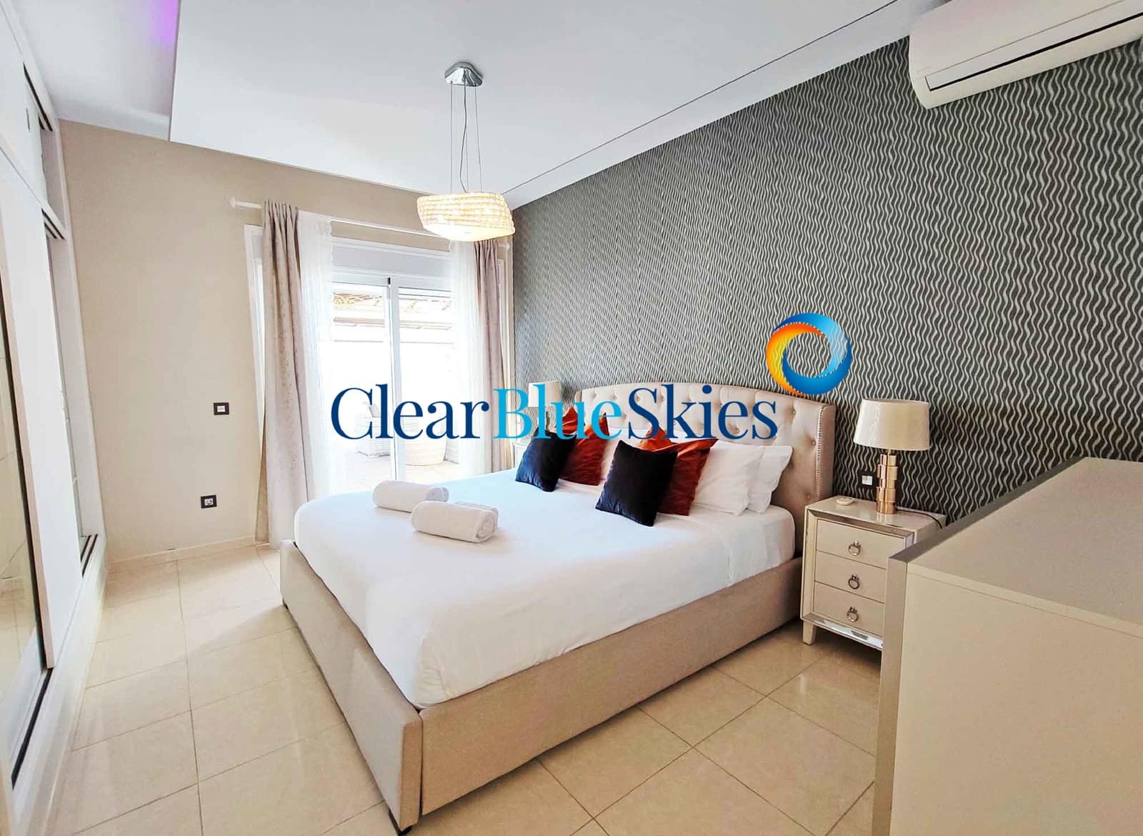 3 bedroom Villa for sale in Torviscas with garage - € 1,140,000 (Ref: 9525860)