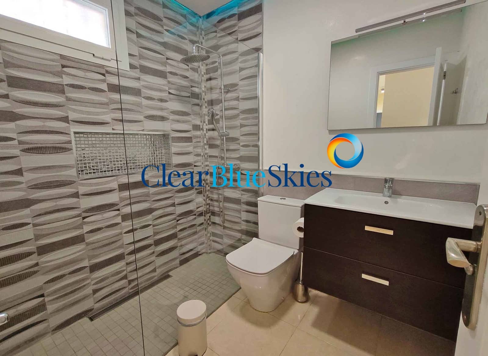 3 bedroom Villa for sale in Torviscas with garage - € 1,140,000 (Ref: 9525860)