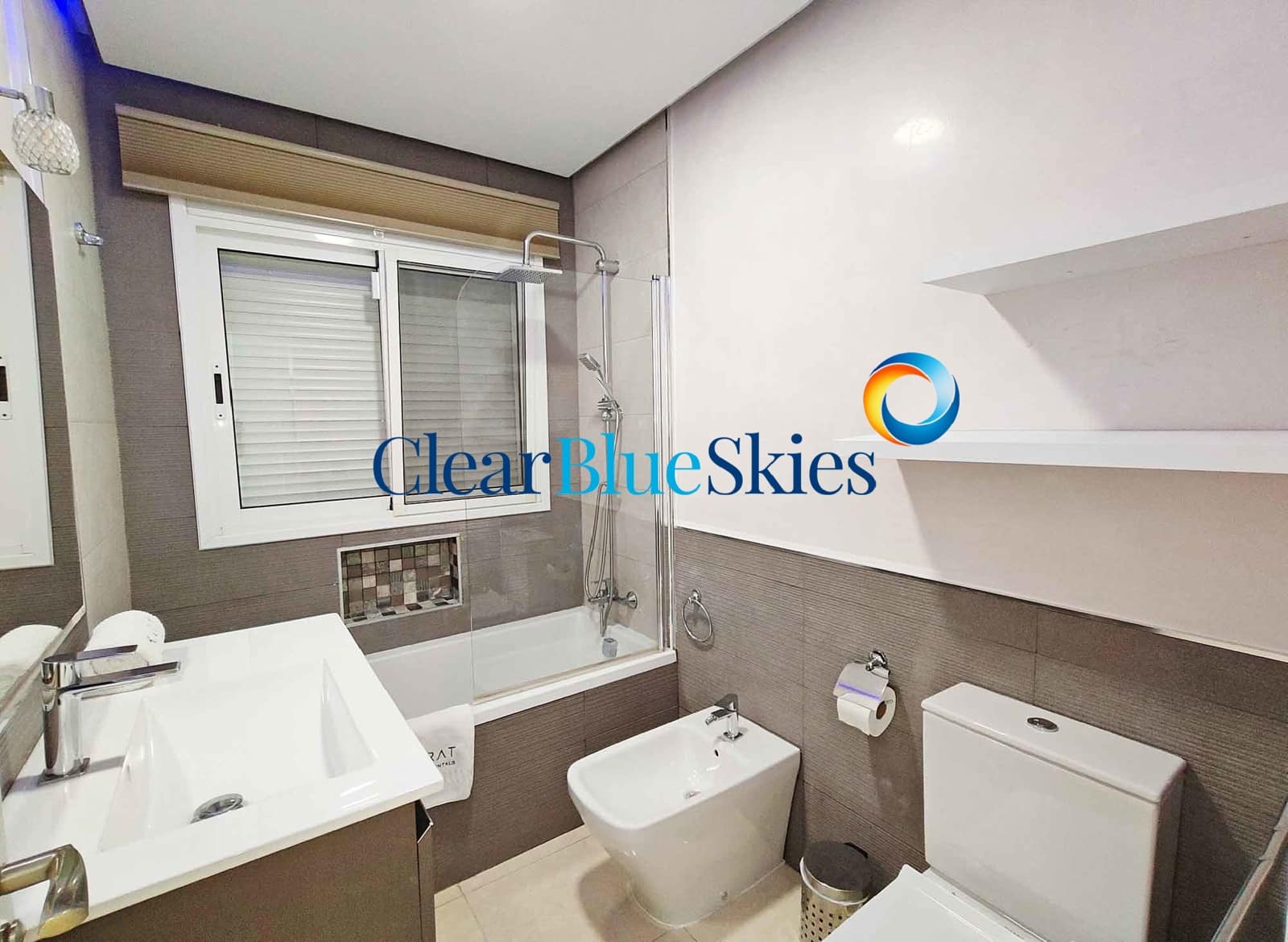 3 bedroom Villa for sale in Torviscas with garage - € 1,140,000 (Ref: 9525860)