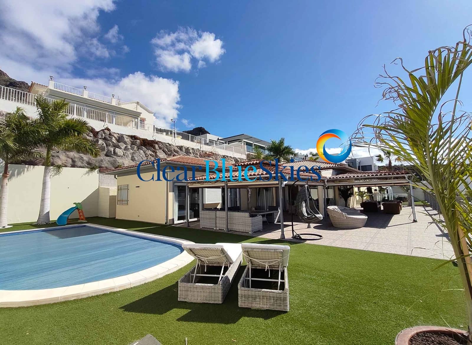 3 bedroom Villa for sale in Torviscas with garage - € 1,140,000 (Ref: 9525860)