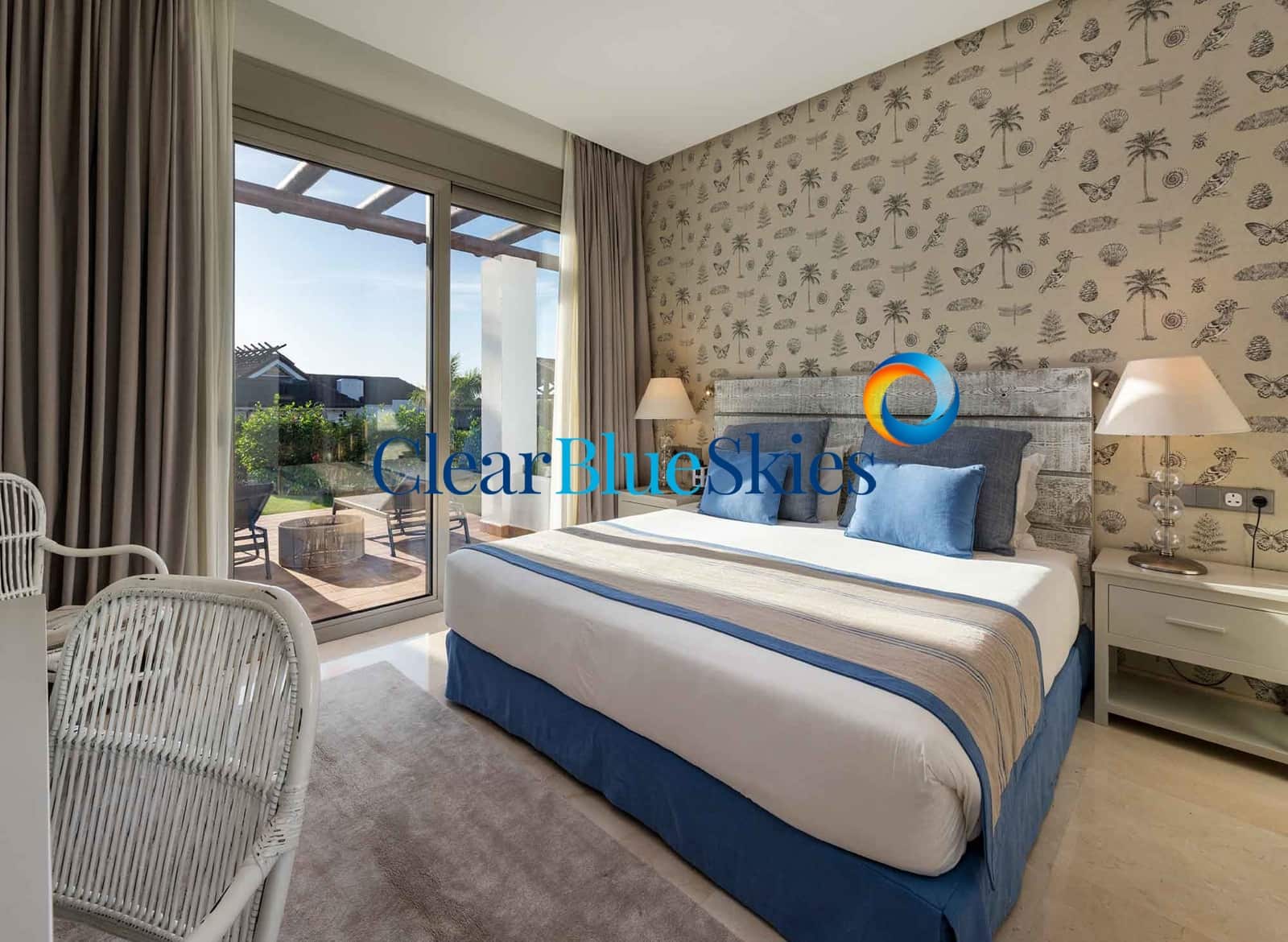 2 bedroom Apartment for sale in Playa San Juan with pool garage - € 745,000 (Ref: 9532610)