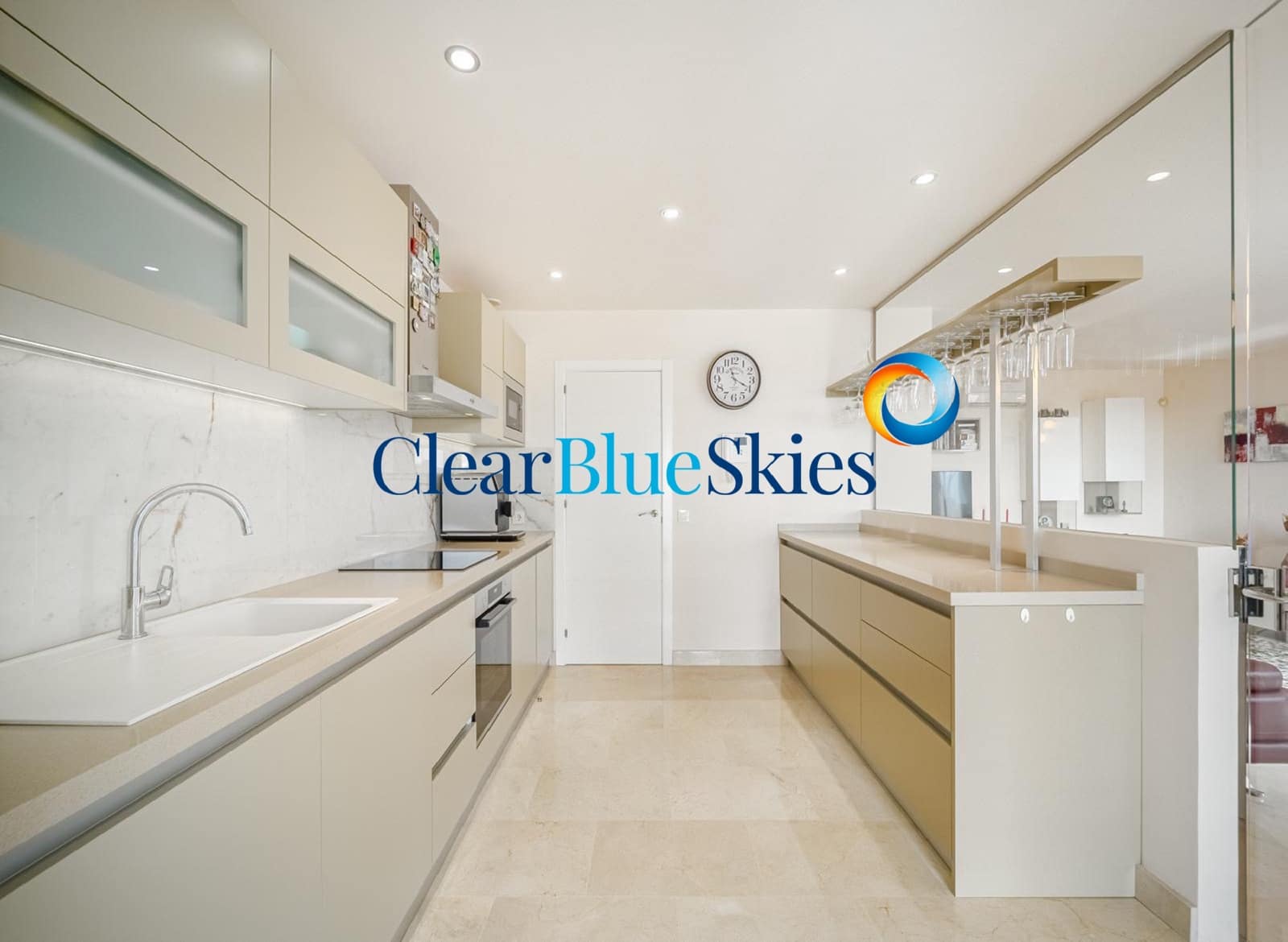 2 bedroom Apartment for sale in La Caleta with garage - € 995,000 (Ref: 9535392)